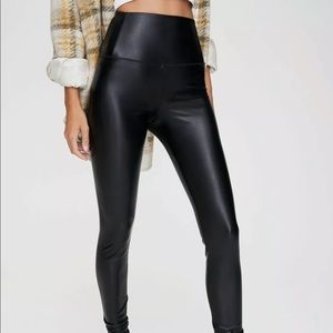 Aritzia Wilfred Free Leather High Rise Leggings